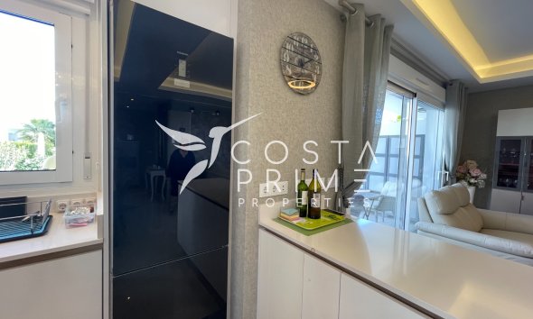 Resale - Apartment / Flat - Rojales
