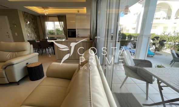 Resale - Apartment / Flat - Rojales