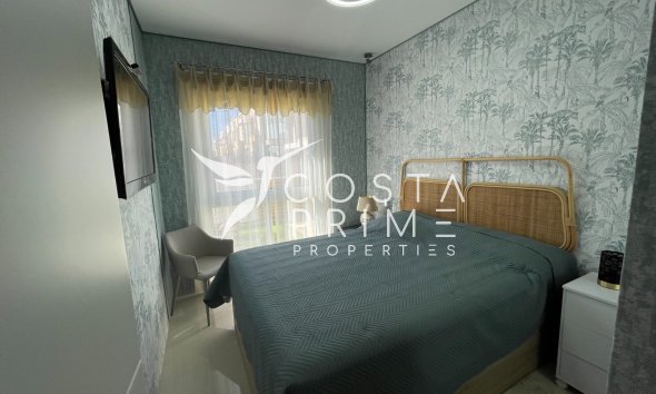 Resale - Apartment / Flat - Rojales
