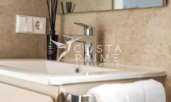 Resale - Villa  - Rojales