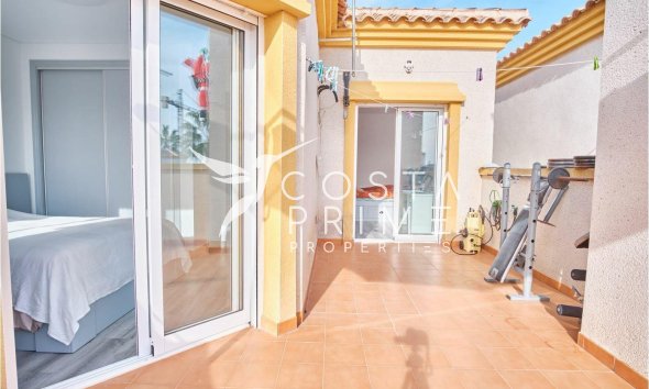 Resale - Villa  - Los Montesinos