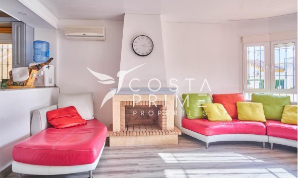 Resale - Villa  - Los Montesinos