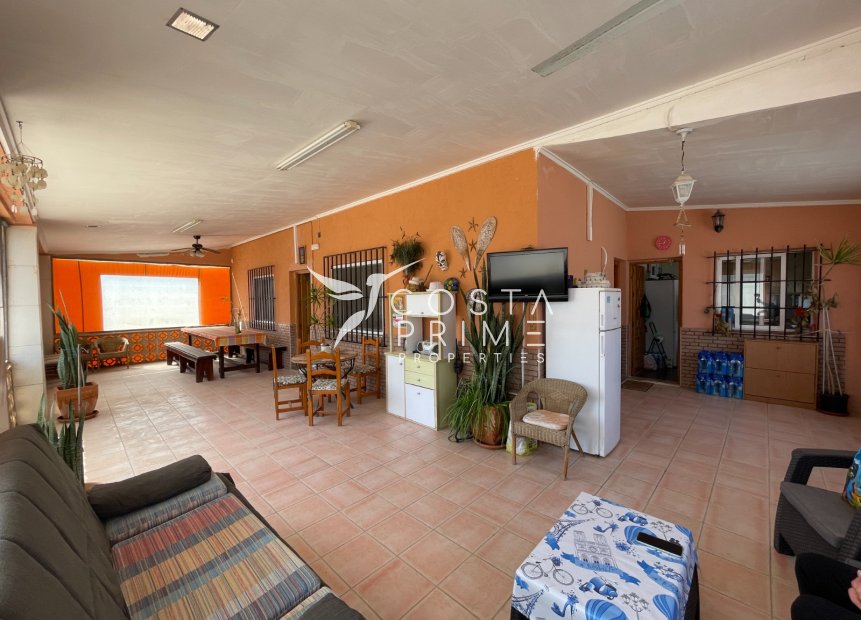 Resale - Villa  - Guardamar del Segura