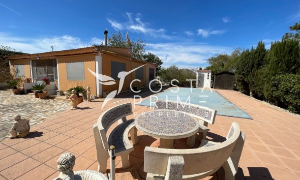 Resale - Villa  - Guardamar del Segura