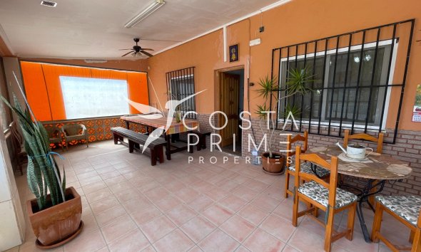 Resale - Villa  - Guardamar del Segura