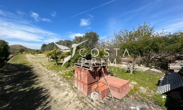Resale - Villa  - Guardamar del Segura