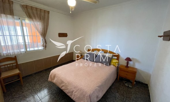 Resale - Villa  - Guardamar del Segura