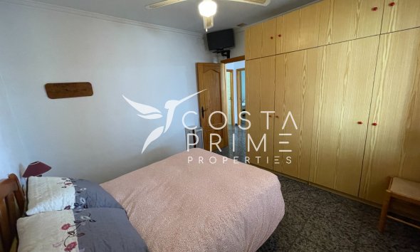 Resale - Villa  - Guardamar del Segura
