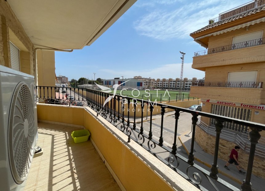 Resale - Townhouse / Semi - Formentera del Segura