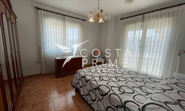 Resale - Townhouse / Semi - Formentera del Segura
