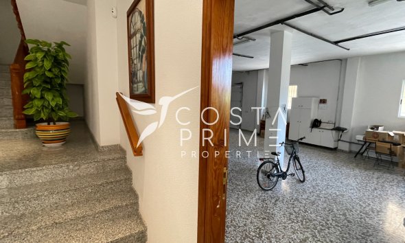 Resale - Townhouse / Semi - Formentera del Segura