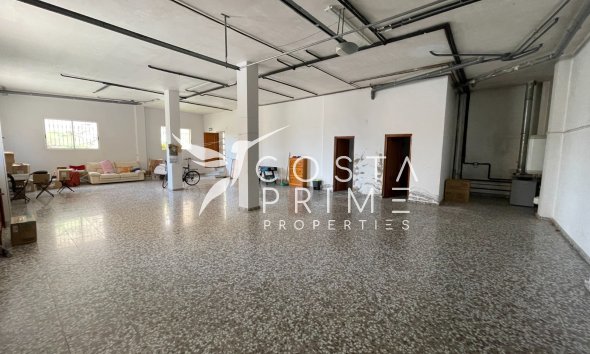 Resale - Townhouse / Semi - Formentera del Segura