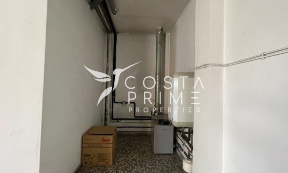 Resale - Townhouse / Semi - Formentera del Segura