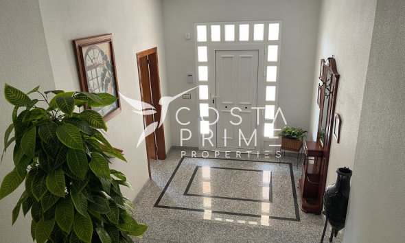 Resale - Townhouse / Semi - Formentera del Segura