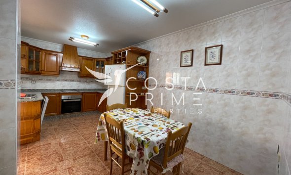 Resale - Townhouse / Semi - Formentera del Segura