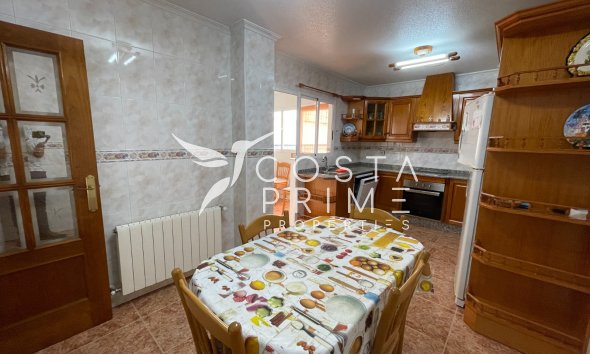 Resale - Townhouse / Semi - Formentera del Segura