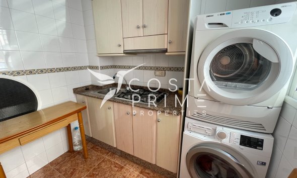 Resale - Townhouse / Semi - Formentera del Segura