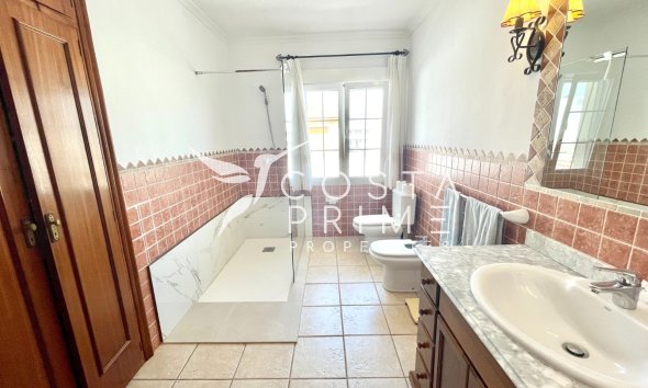 Resale - Villa  - Benijofar