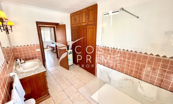 Resale - Villa  - Benijofar