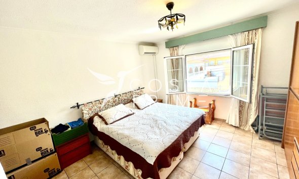 Resale - Villa  - Benijofar