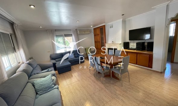 Resale - Villa  - Crevillente