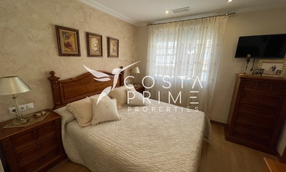Resale - Townhouse / Semi - Elche