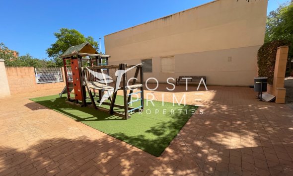 Resale - Townhouse / Semi - Elche