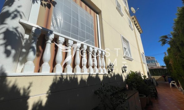 Reventa - Chalet / Villa - Guardamar del Segura