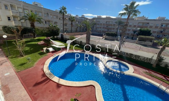 Resale - Apartment / Flat - Torrevieja