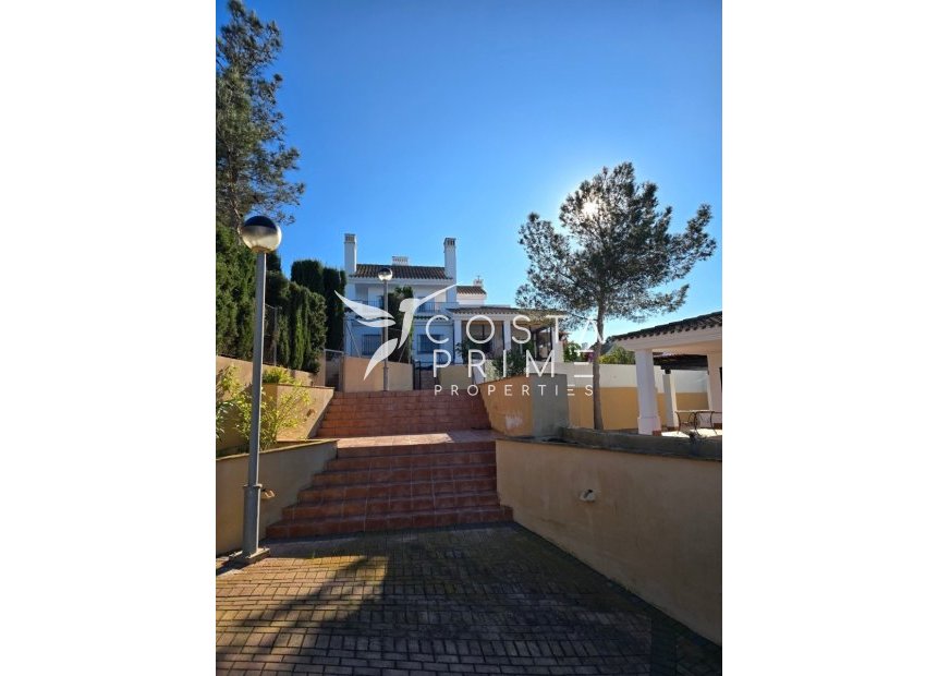Resale - Villa  - Fuente Álamo