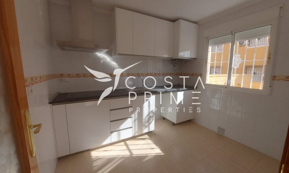 Resale - Townhouse / Semi - Rojales