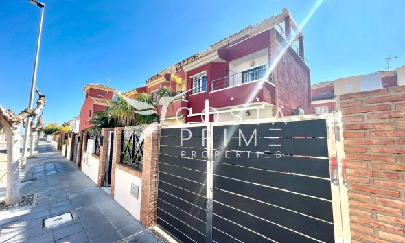 Resale - Townhouse / Semi - Torre de la Horadada