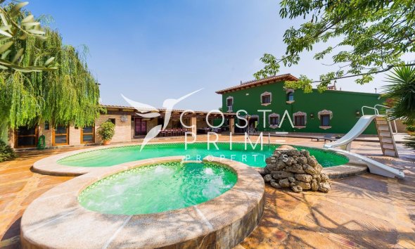 Resale - Villa  - Almoradí