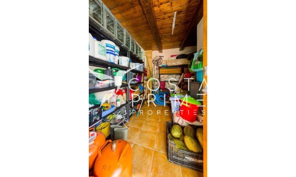 Resale - Villa  - Almoradí