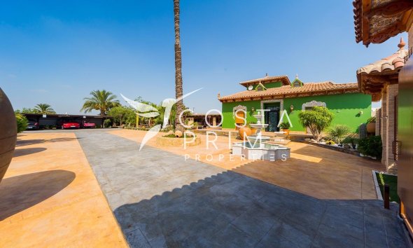 Resale - Villa  - Almoradí
