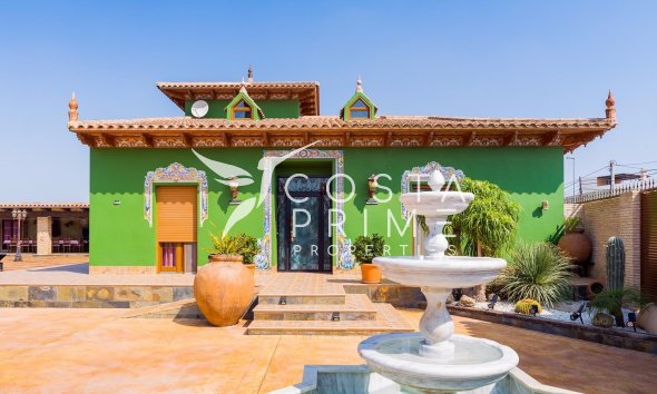 Resale - Villa  - Almoradí