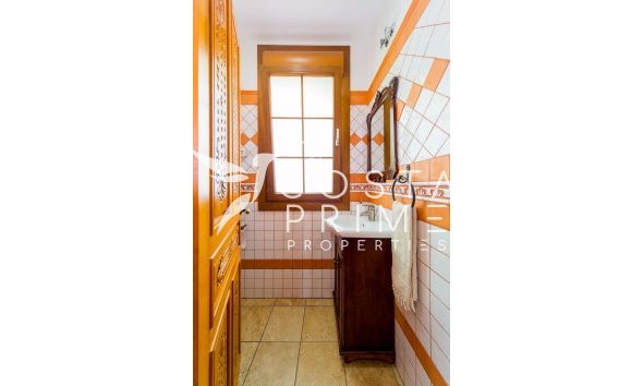 Resale - Villa  - Almoradí