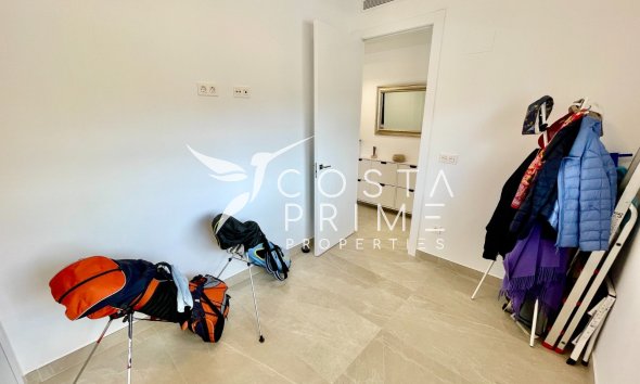 Resale - Apartment / Flat - Benijofar