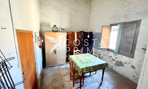 Resale - Villa  - La Romana