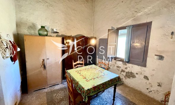 Resale - Villa  - La Romana