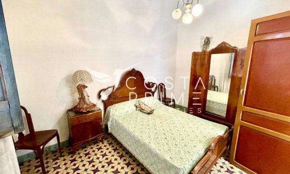 Resale - Villa  - La Romana