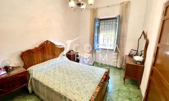 Resale - Villa  - La Romana