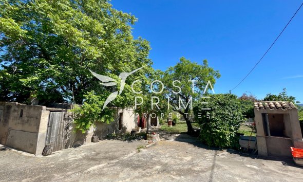 Resale - Villa  - La Romana