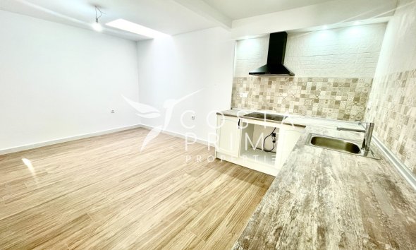 Resale - Townhouse / Semi - Daya Nueva