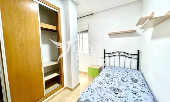 Resale - Apartment / Flat - Formentera del Segura