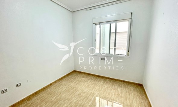 Resale - Apartment / Flat - Formentera del Segura