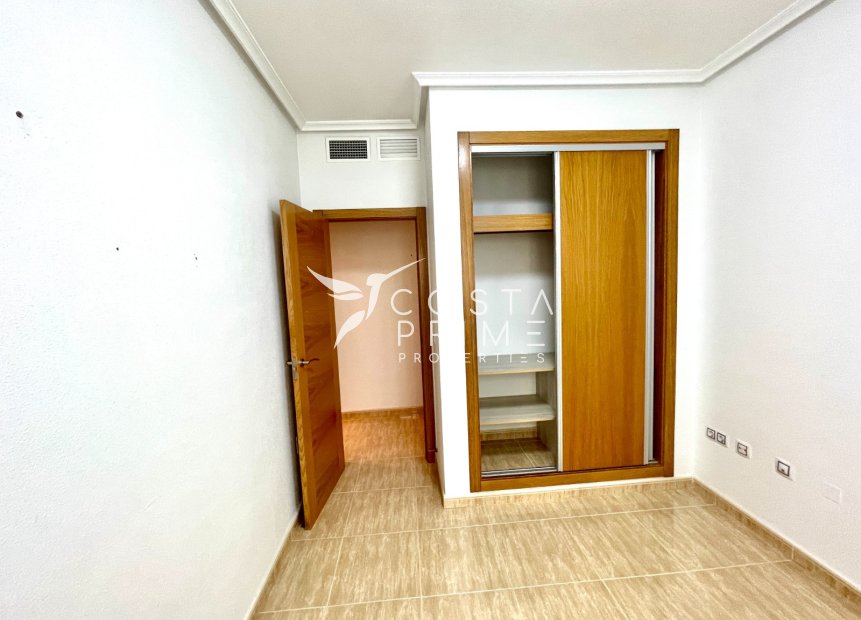 Resale - Apartment / Flat - Formentera del Segura