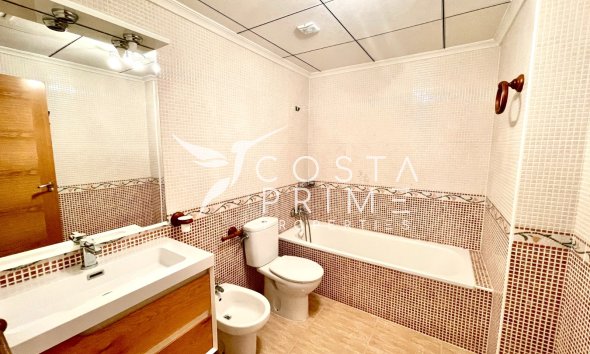 Resale - Apartment / Flat - Formentera del Segura