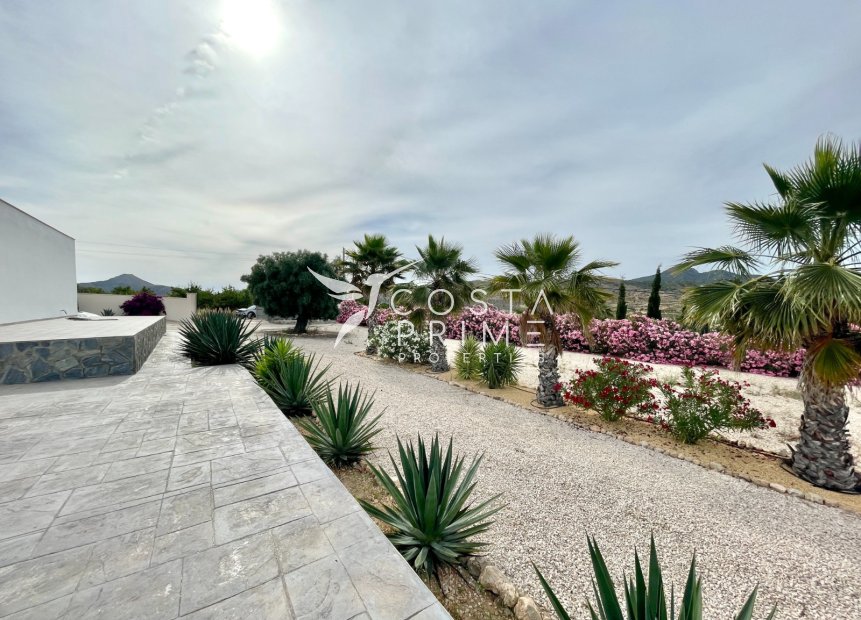 Resale - Villa  - Macisvenda