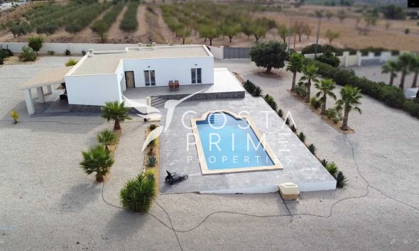 Resale - Villa  - Macisvenda